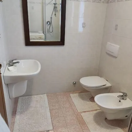 Residenza Bosco Sole شقة Grantola
